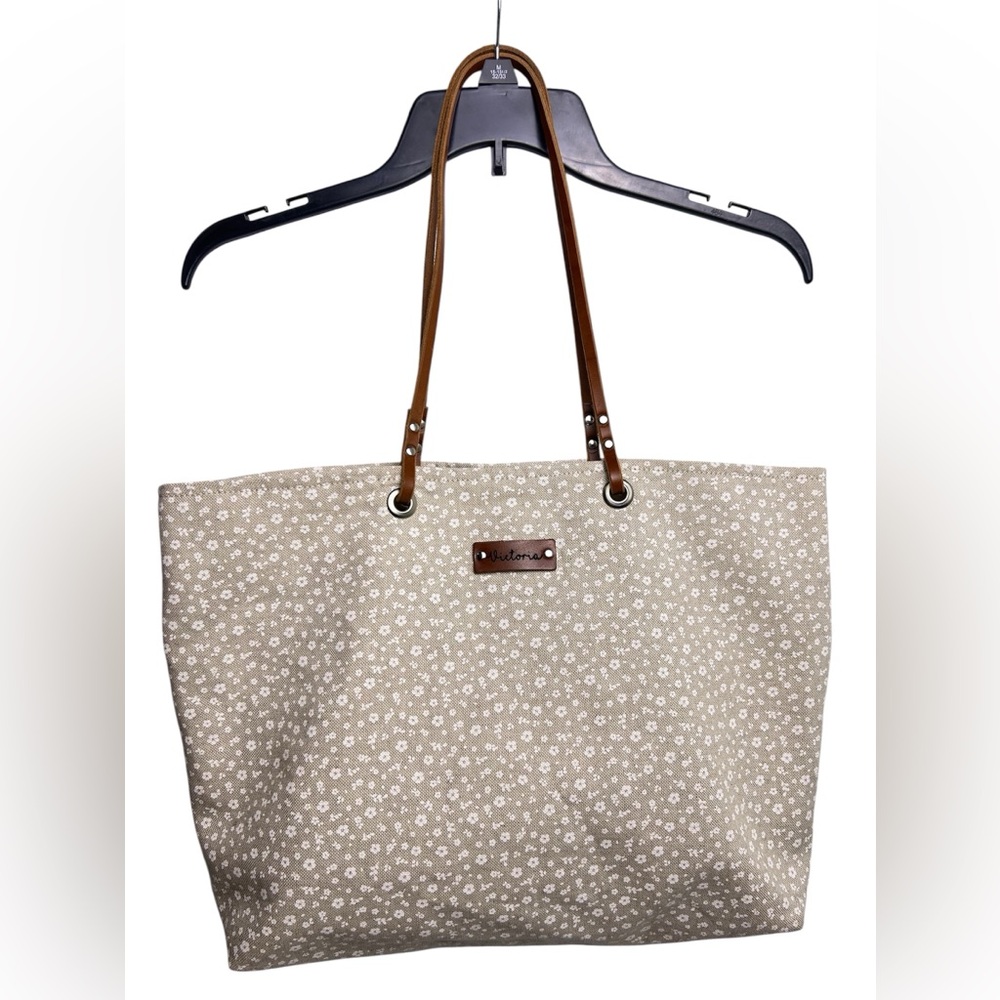 Floral Print Tote Bag with Leather “Victoria” Tag & Zip Pouch - Picture 3 of 7